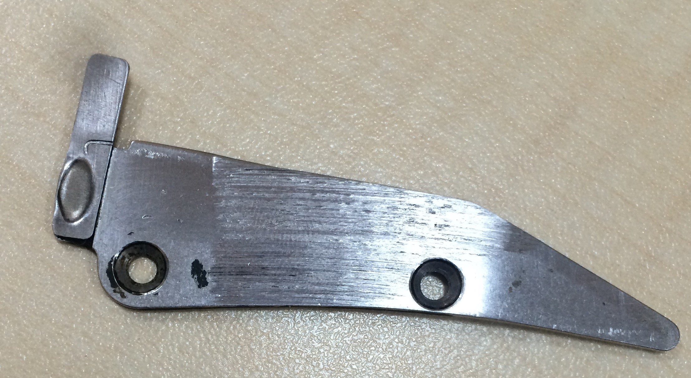 BA 305309 MAKAS TUTUCU KISA
